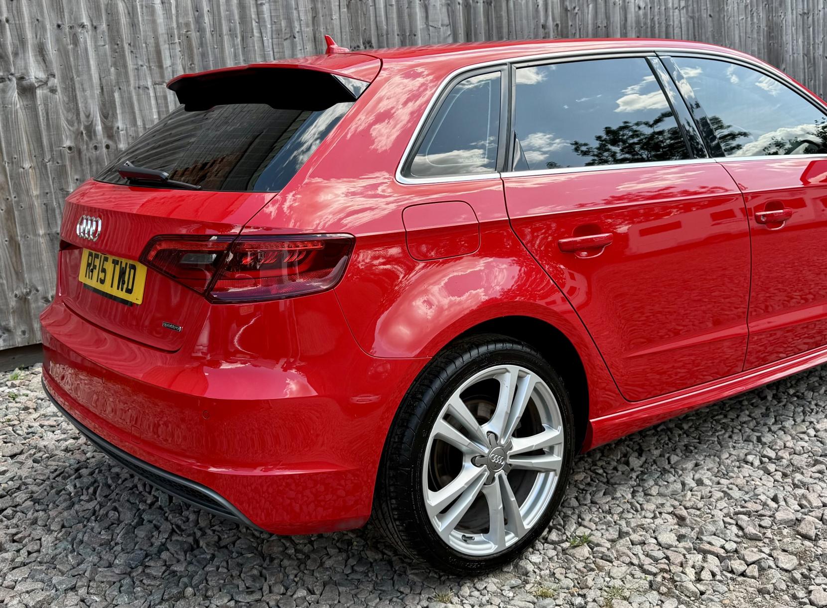 Audi A3 2.0 TDI S line Sportback 5dr Diesel S Tronic quattro Euro 6 (s/s) (184 ps)