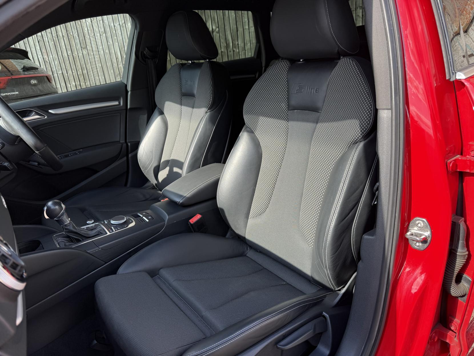 Audi A3 2.0 TDI S line Sportback 5dr Diesel S Tronic quattro Euro 6 (s/s) (184 ps)