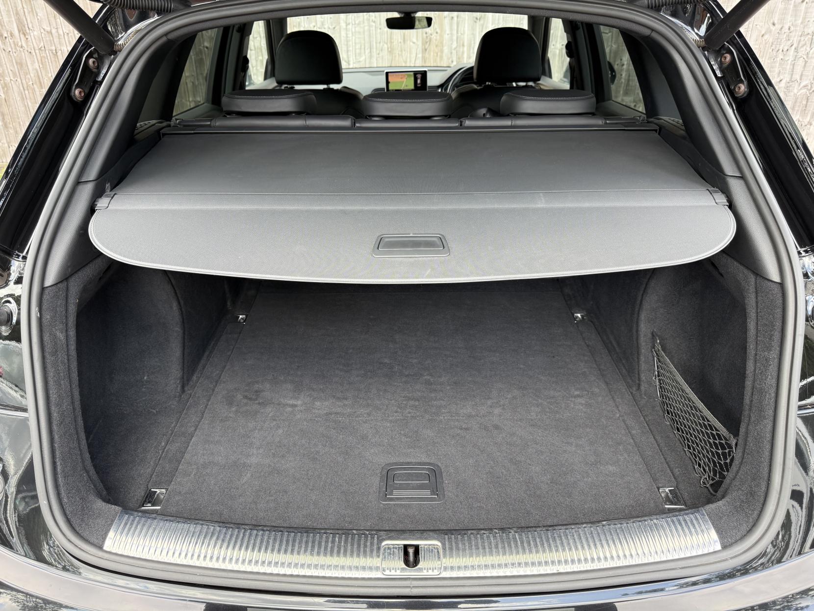 Audi Q5 2.0 TDI S line SUV 5dr Diesel S Tronic quattro Euro 6 (s/s) (190 ps)